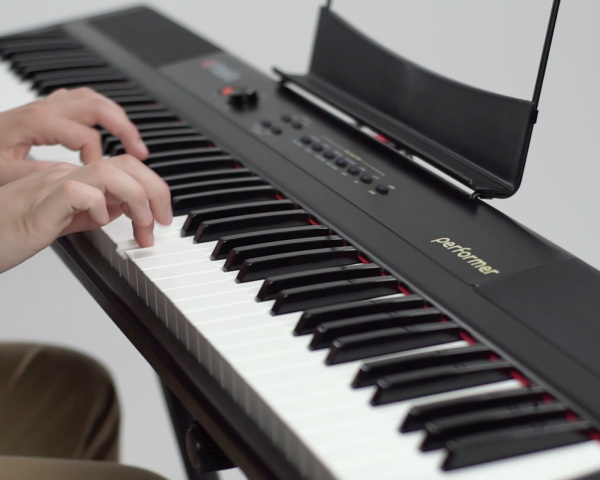 Цифровое пианино Artesia Performer Black